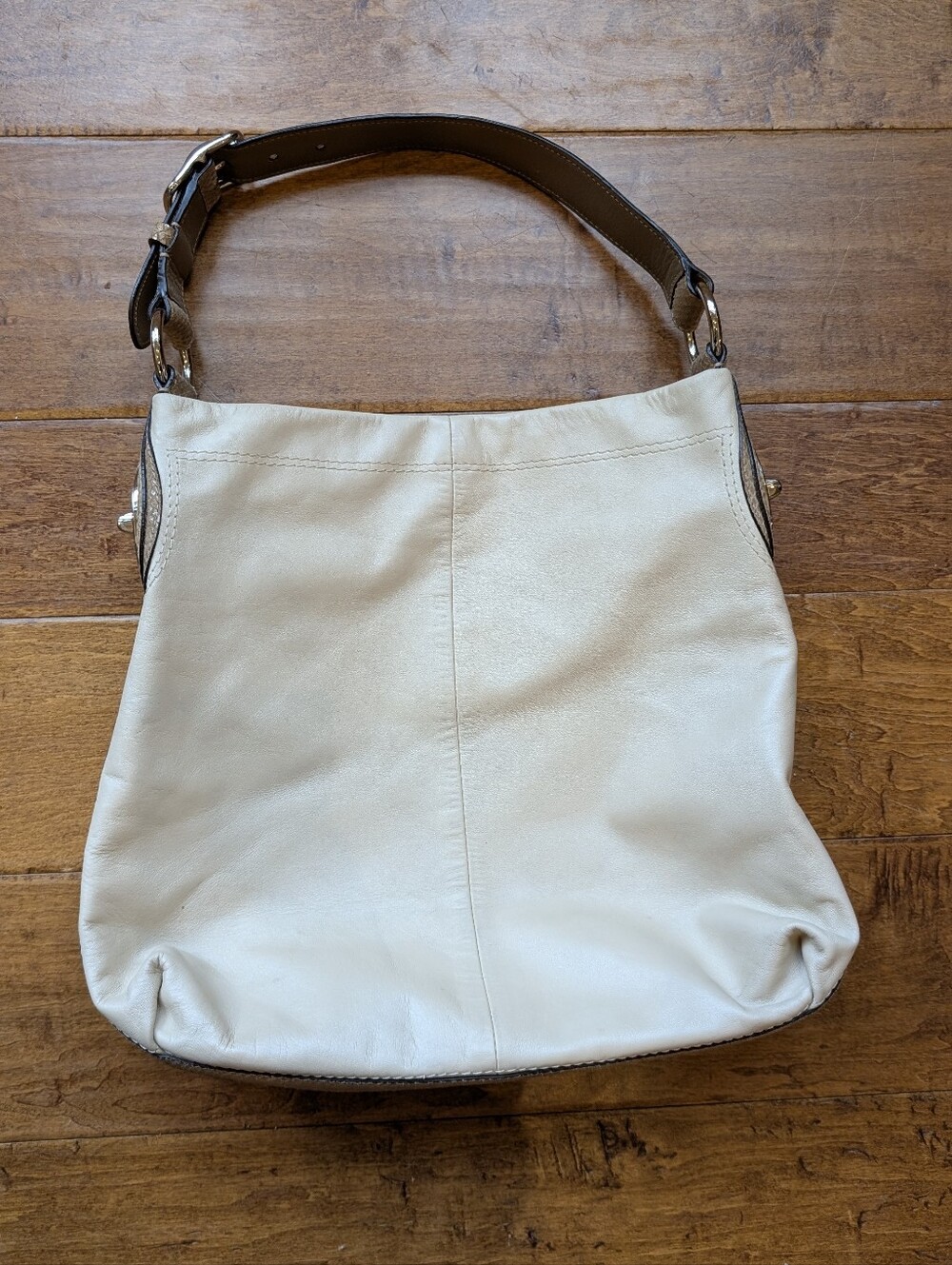 Coach Penelope White Beige Turnlock Snakeskin Reptile Shoulder Bag F16535